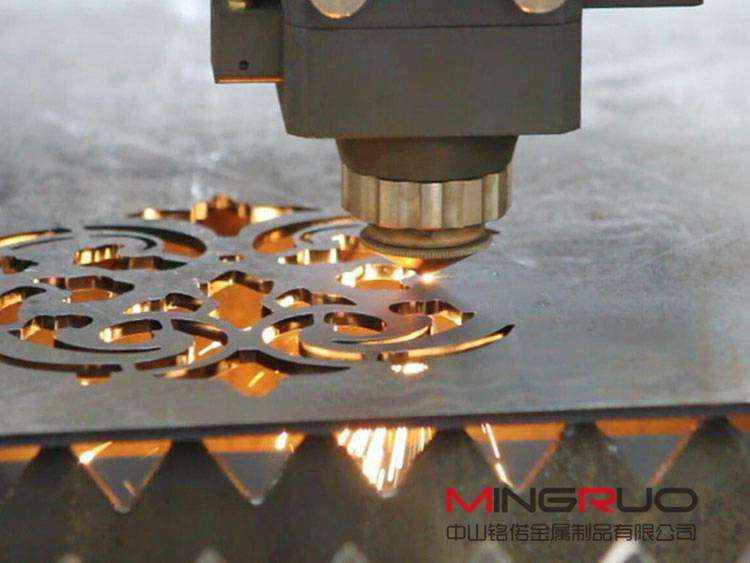 钣金加工中的激光切割到底是什么原理？-银川逸飞信息技术有限公司